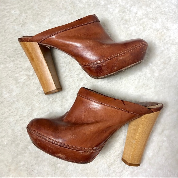 mule clog shoes